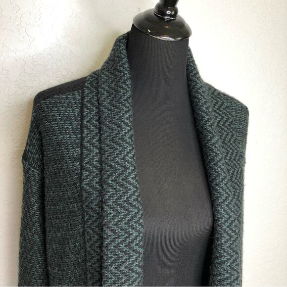 Cabi Fireside green and black cardigan sweater size Small #3015 - Picture 3 of 16